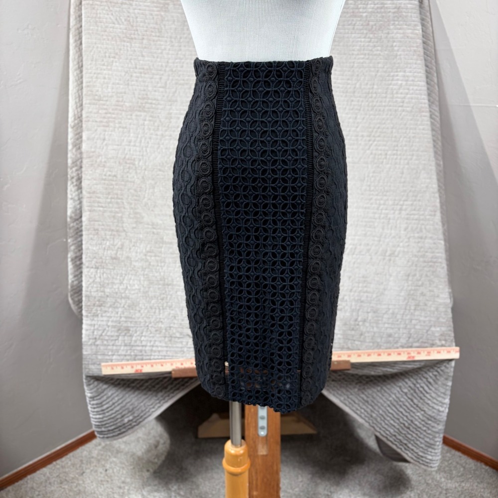 Rebecca Taylor Black Eyelet Crochet Lace Pencil Skirt Size 0 High Waist Cotton
